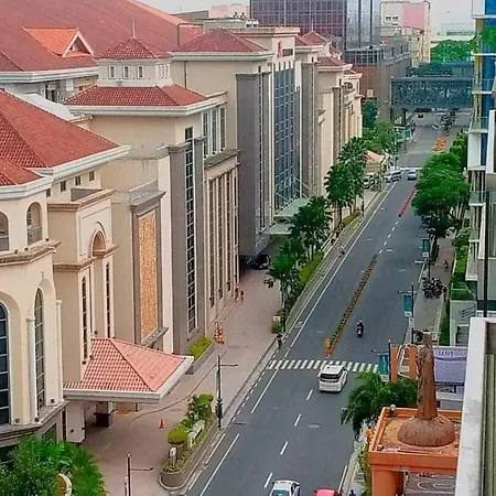 The Palm Tree Condotel Manila Airport Exterior photo